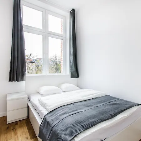 Daire Beautiful Diamond - 10 Min Walk To Market Square! *