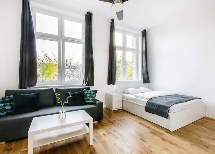 Beautiful Diamond - 10 Min Walk To Market Square! Daire