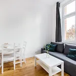 Apartamento Beautiful Diamond - 10 Min Walk To Market Square! Breslavia