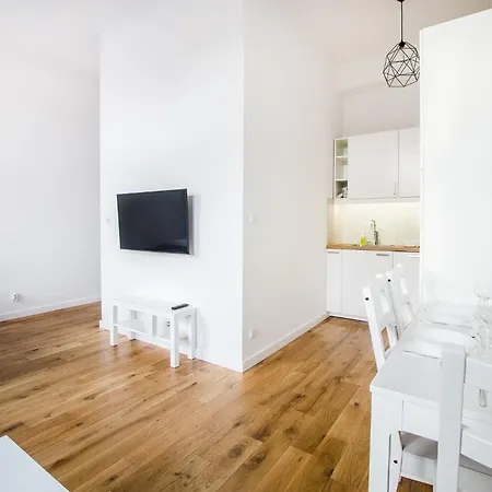 Diamond - Center - 10-min Walk To Market Square *